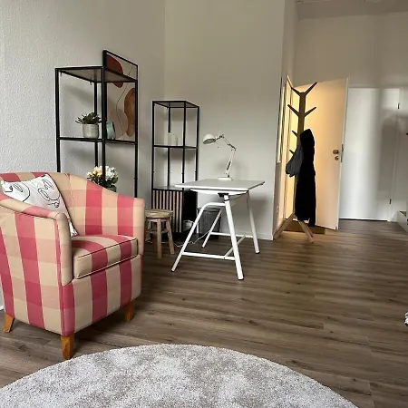 Nr 4 Apartment *